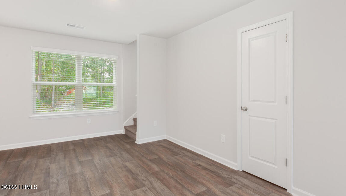 1729 Sanctum Street Ridgeland, SC 29936 - Photo 5 of 22 9319 Vineyard Grove Leland NC 28451 USA-