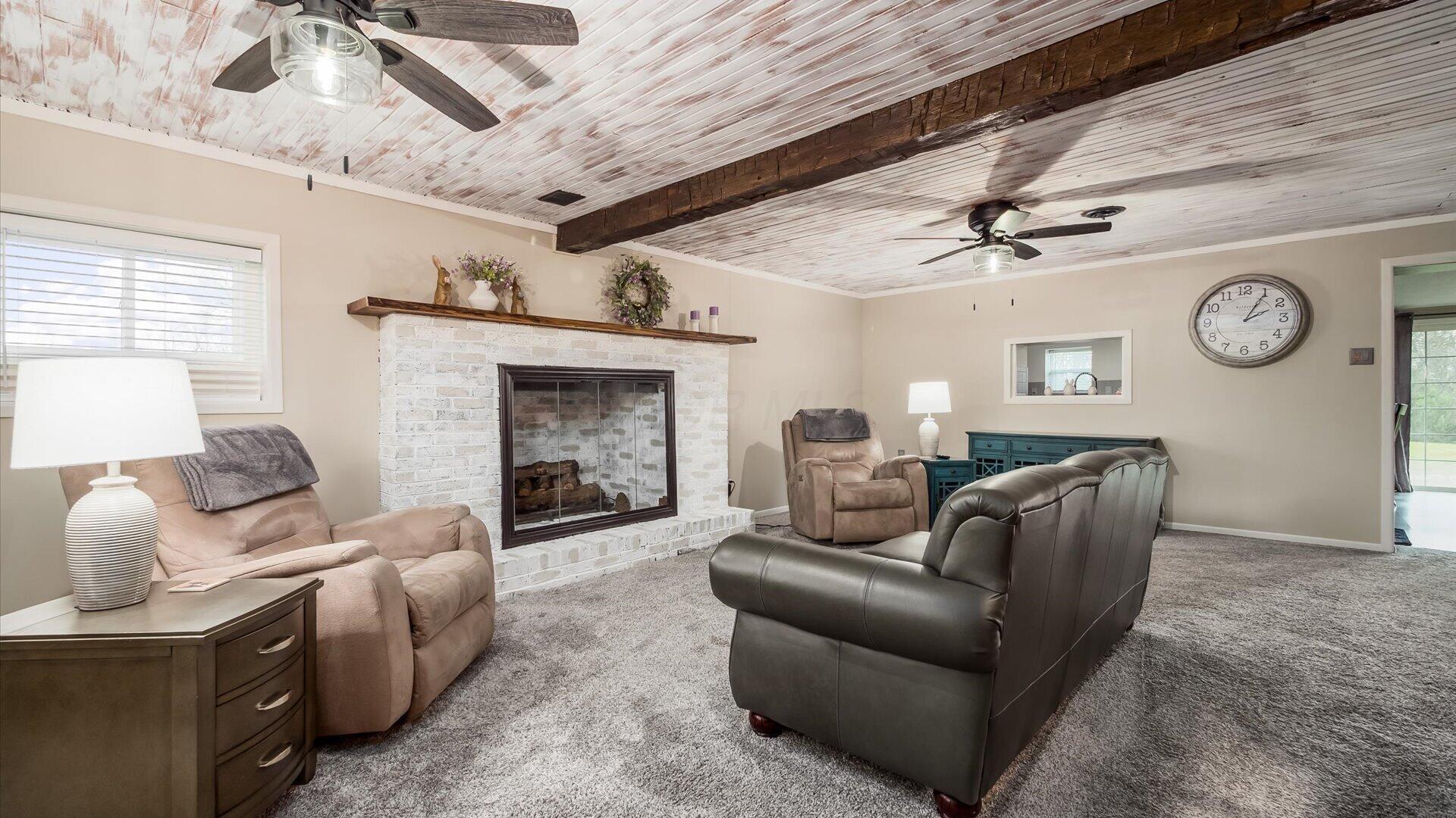 10021 West Triadelphia Road Crooksville, OH 43731 - Photo 4 of 78 12-z 10021 W Triadelphia033