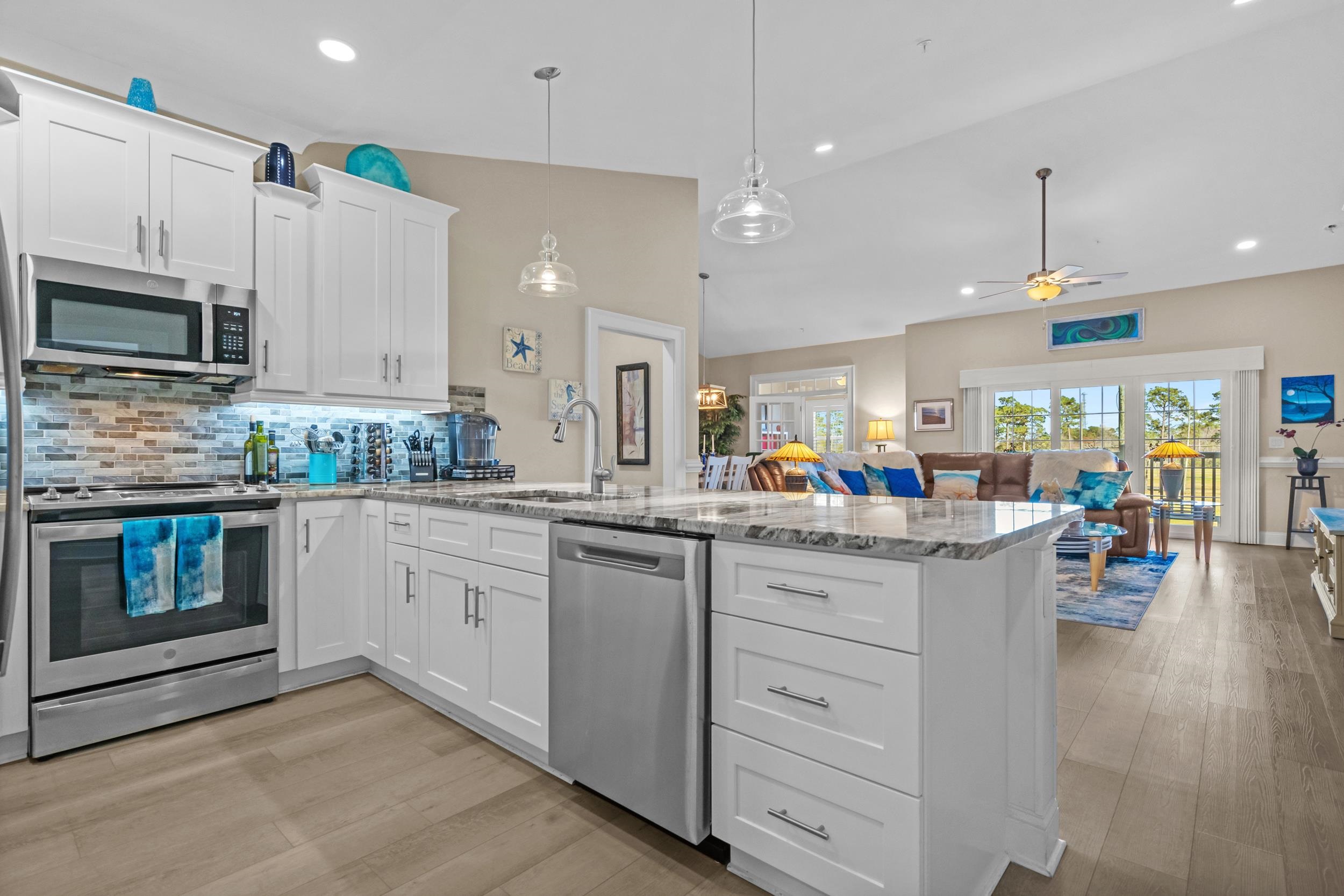 1012 Ray Costin Way, Unit 411 Murrells Inlet, SC 29576 - Photo 14 of 37