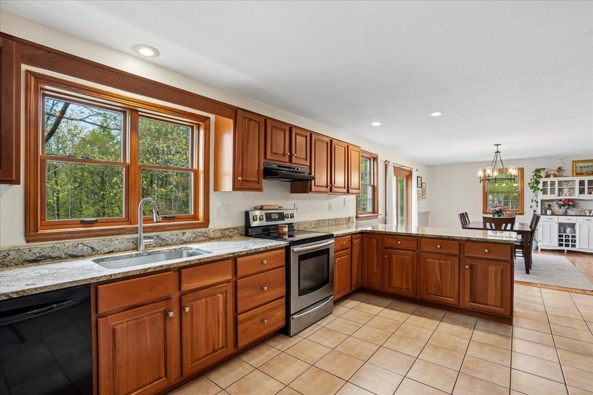 35 Haynes Road Deerfield, NH 03037 - Photo 21 of 50
