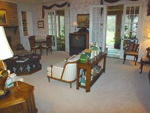 8221 Fairview Road Charlotte, NC 28211 - Photo 4 of 8 Gallery Image 4