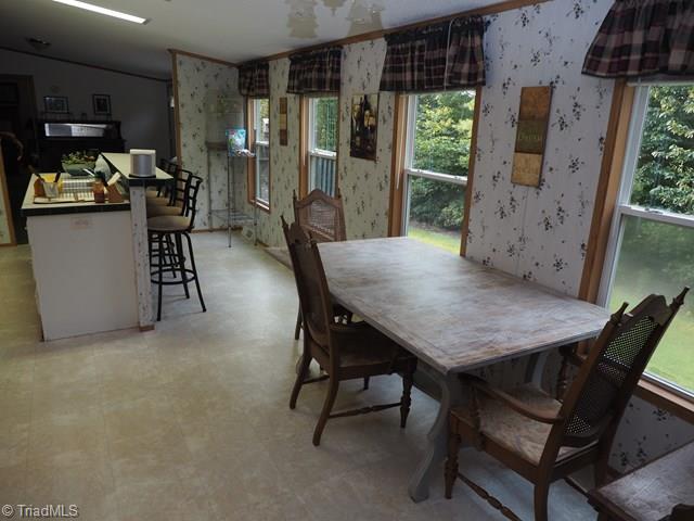2293 Boiling Springs Road Purlear, NC 28665 - Photo 12 of 32