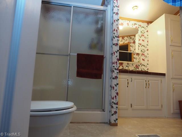 2293 Boiling Springs Road Purlear, NC 28665 - Photo 31 of 32