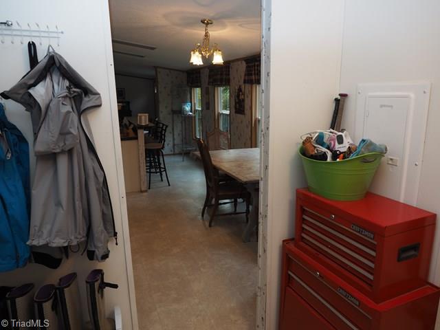 2293 Boiling Springs Road Purlear, NC 28665 - Photo 10 of 32