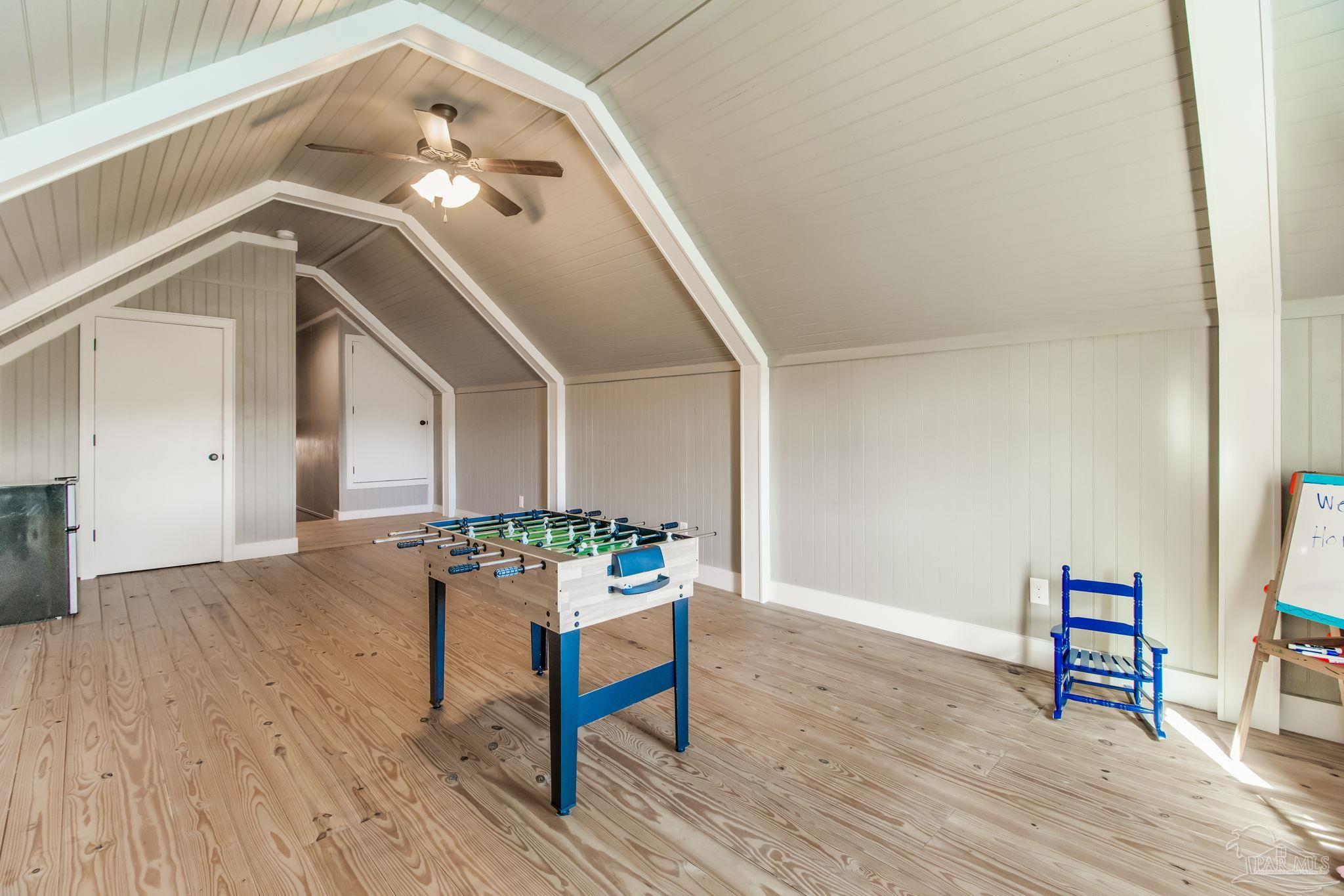 4940 Palmer Ridge Drive Milton, FL 32570 - Photo 30 of 53 a living room with furniture