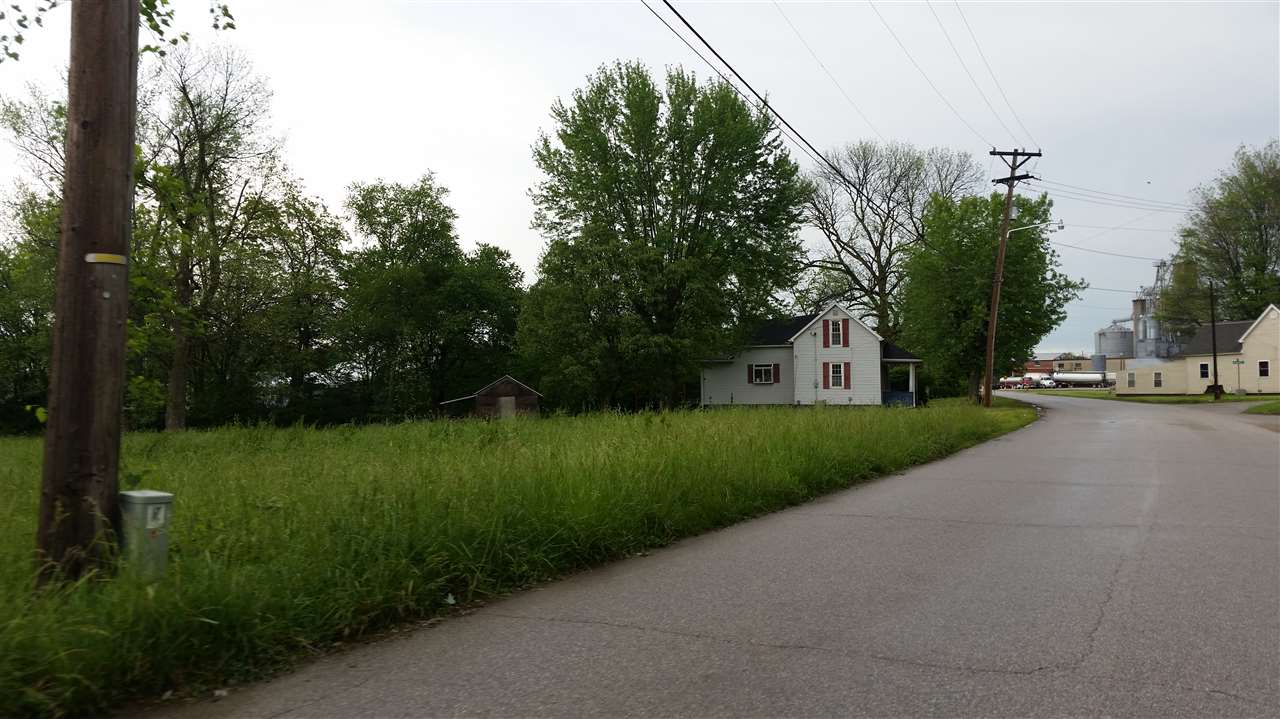11 Maysville Road Washington, IN 47501 - Photo 3 of 15 Gallery Image 3