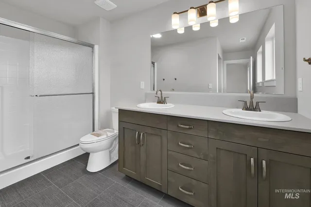 $407,900 | 389 South Fritts Avenue, Meridian, ID 83642