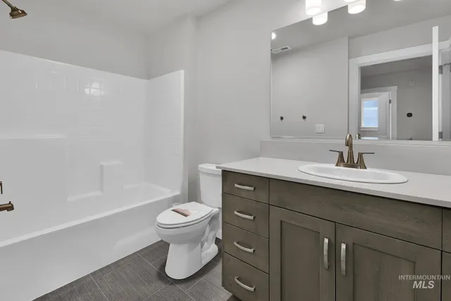 $407,900 | 389 South Fritts Avenue, Meridian, ID 83642