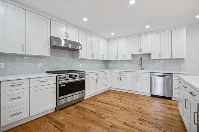 $1,775,000 | 927 Pavonia Avenue, Jersey City, NJ 07306