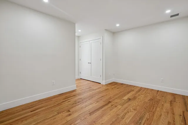 $1,775,000 | 927 Pavonia Avenue, Jersey City, NJ 07306