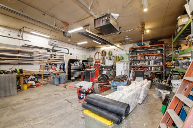 $550,000 | 25565 Smithtown Road, Excelsior, MN 55331