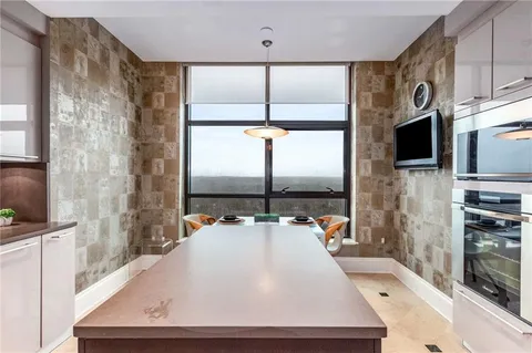 $999,000 | 750 Park Avenue Northeast, Unit 19E, Atlanta, GA 30326