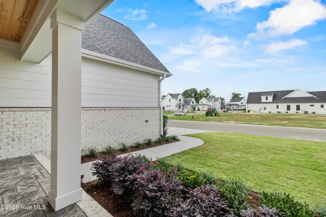 $999,900 | 8309 Winding Crk Circle, Wilmington, NC 28411