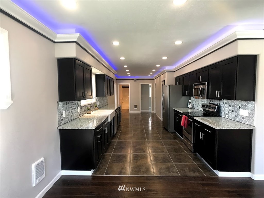 1325 5th Street Cosmopolis, WA 98537 - Photo 11 of 21 Gallery Image 11