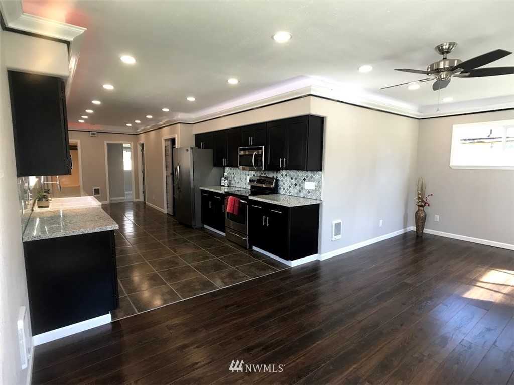 1325 5th Street Cosmopolis, WA 98537 - Photo 10 of 21 Gallery Image 10