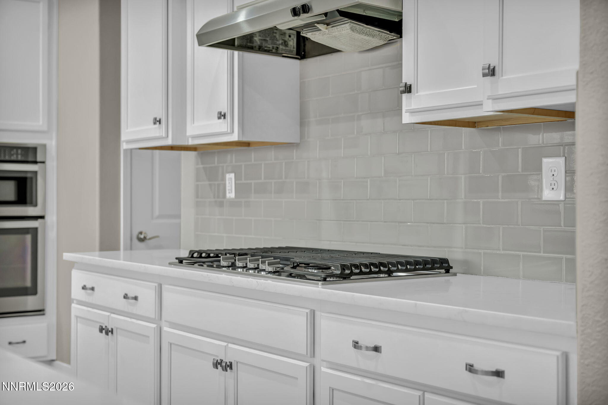 2029 Neviekay Lane Reno, NV 89521 - Photo 25 of 73 Kitchen gas cooktop