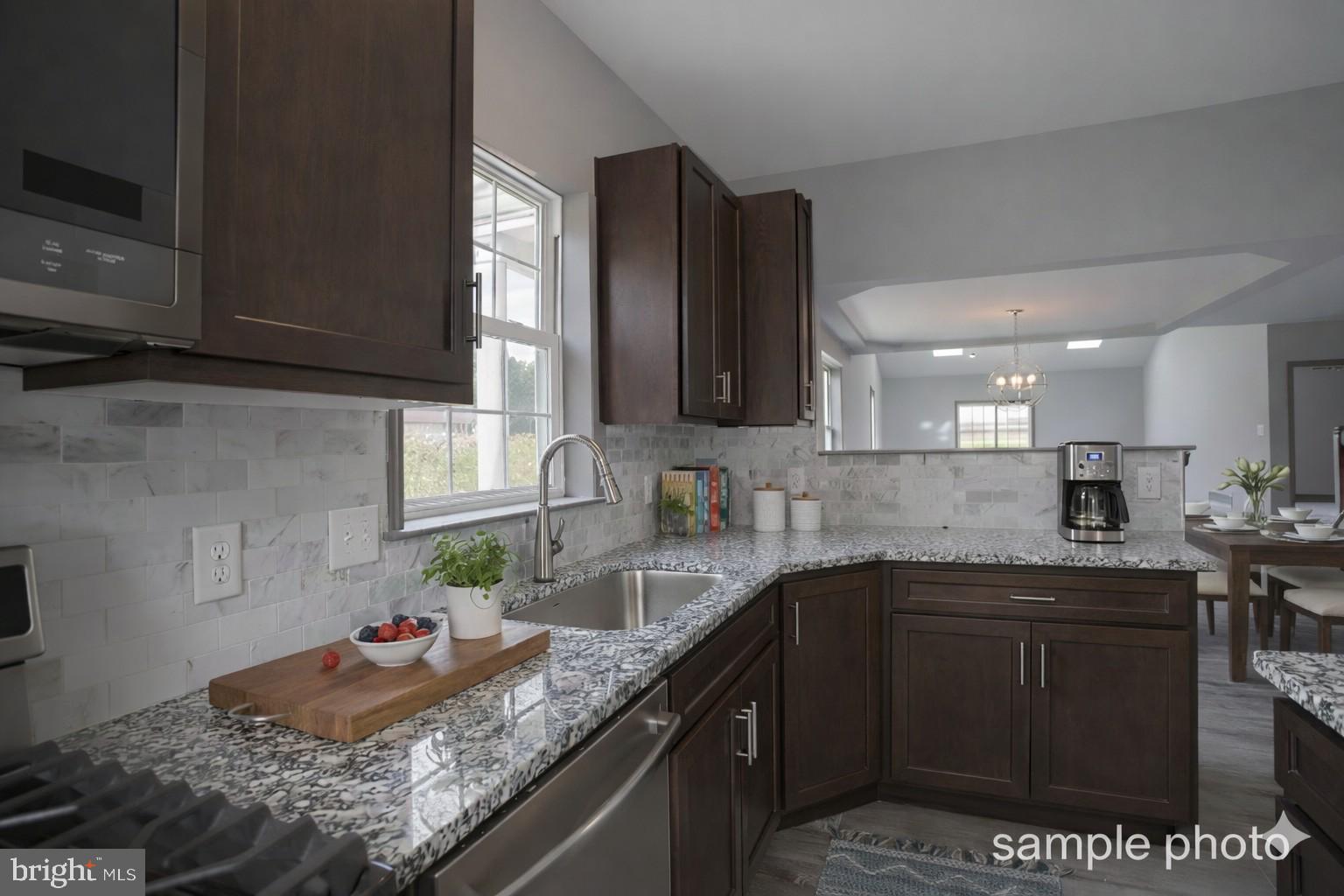 17 Castle Drive Robesonia, PA 19551 - Photo 7 of 19