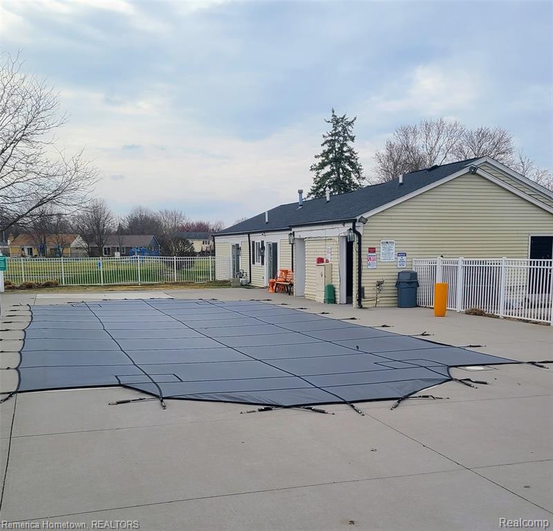 42542 Saratoga Road, Unit 26 Canton, MI 48187 - Photo 5 of 15