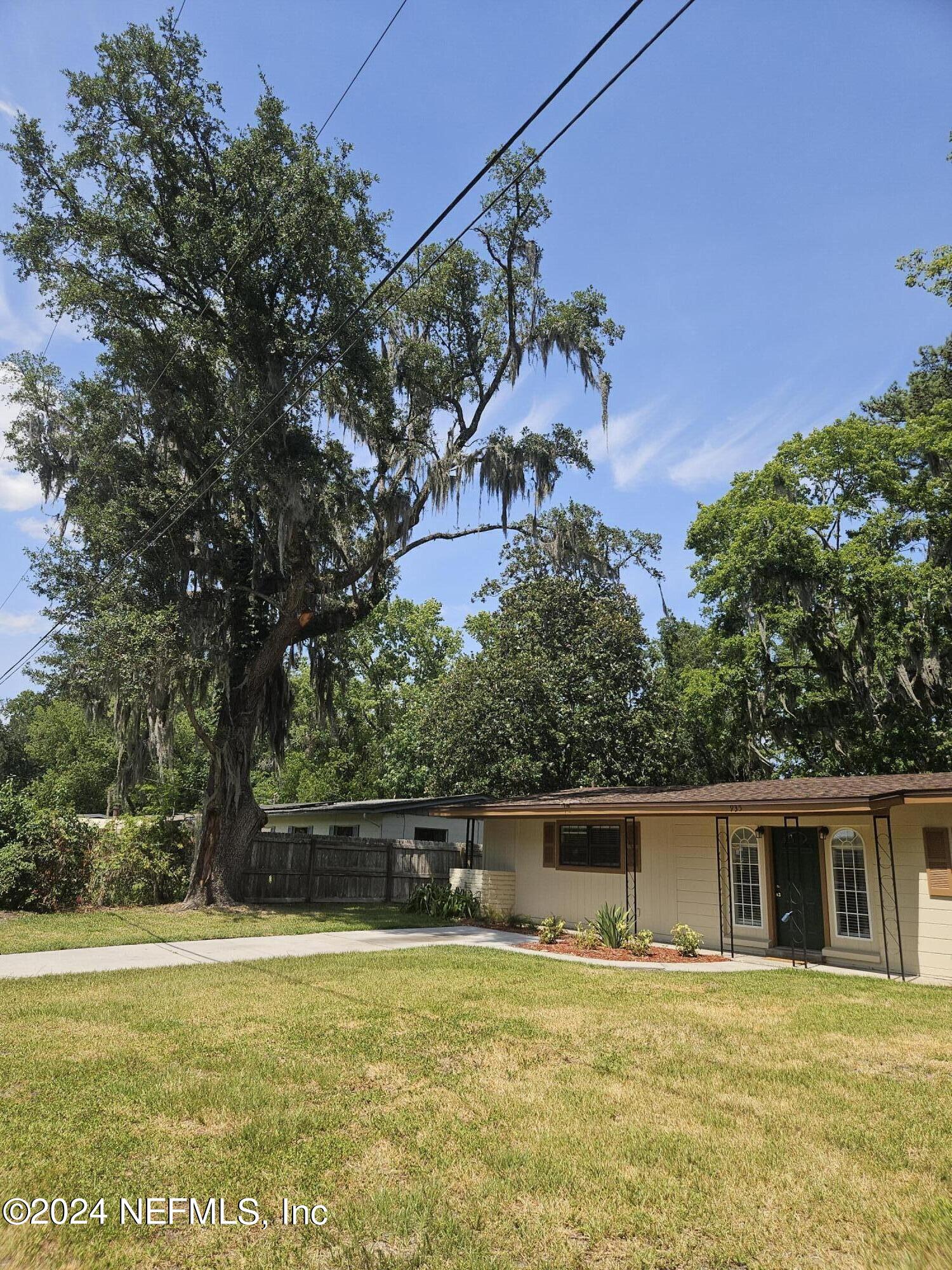 935 Granville Road Jacksonville, FL 32205 - Photo 6 of 30 20240610_152759