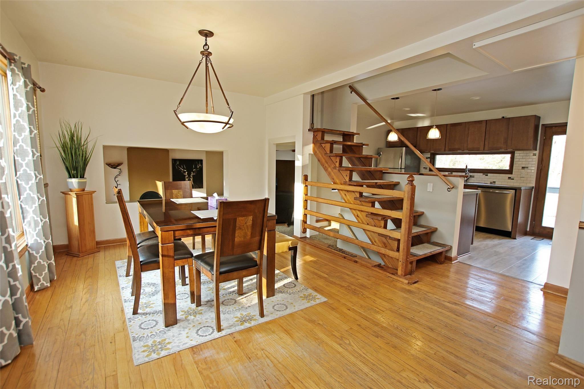 1085 Bird Road Ortonville, MI 48462 - Photo 12 of 79 12) Dining Room.jpg