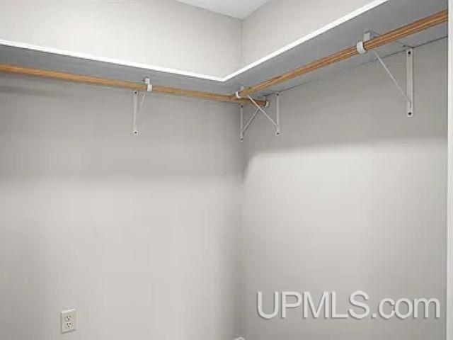 820 Willow Creek Road Escanaba, MI 49829 - Photo 27 of 36