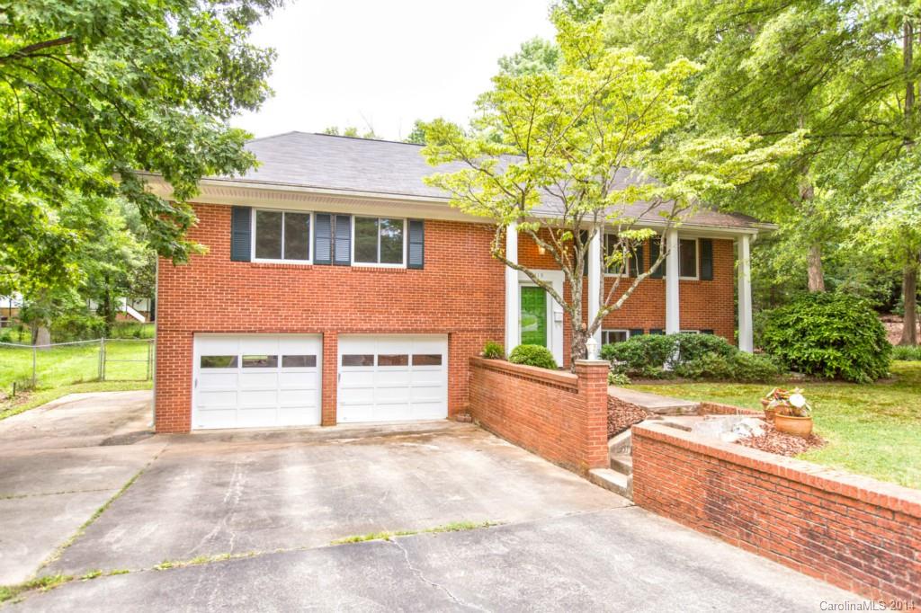 5619 Robinhood Road Charlotte, NC 28211 - Photo 1 of 22 Gallery Image 1