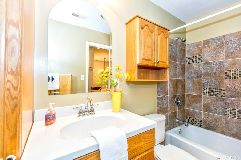 5619 Robinhood Road Charlotte, NC 28211 - Photo 14 of 22 Gallery Image 14