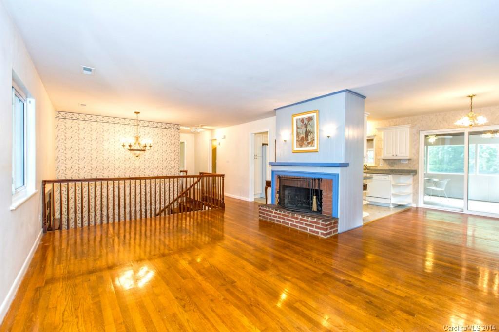 5619 Robinhood Road Charlotte, NC 28211 - Photo 5 of 22 Gallery Image 5