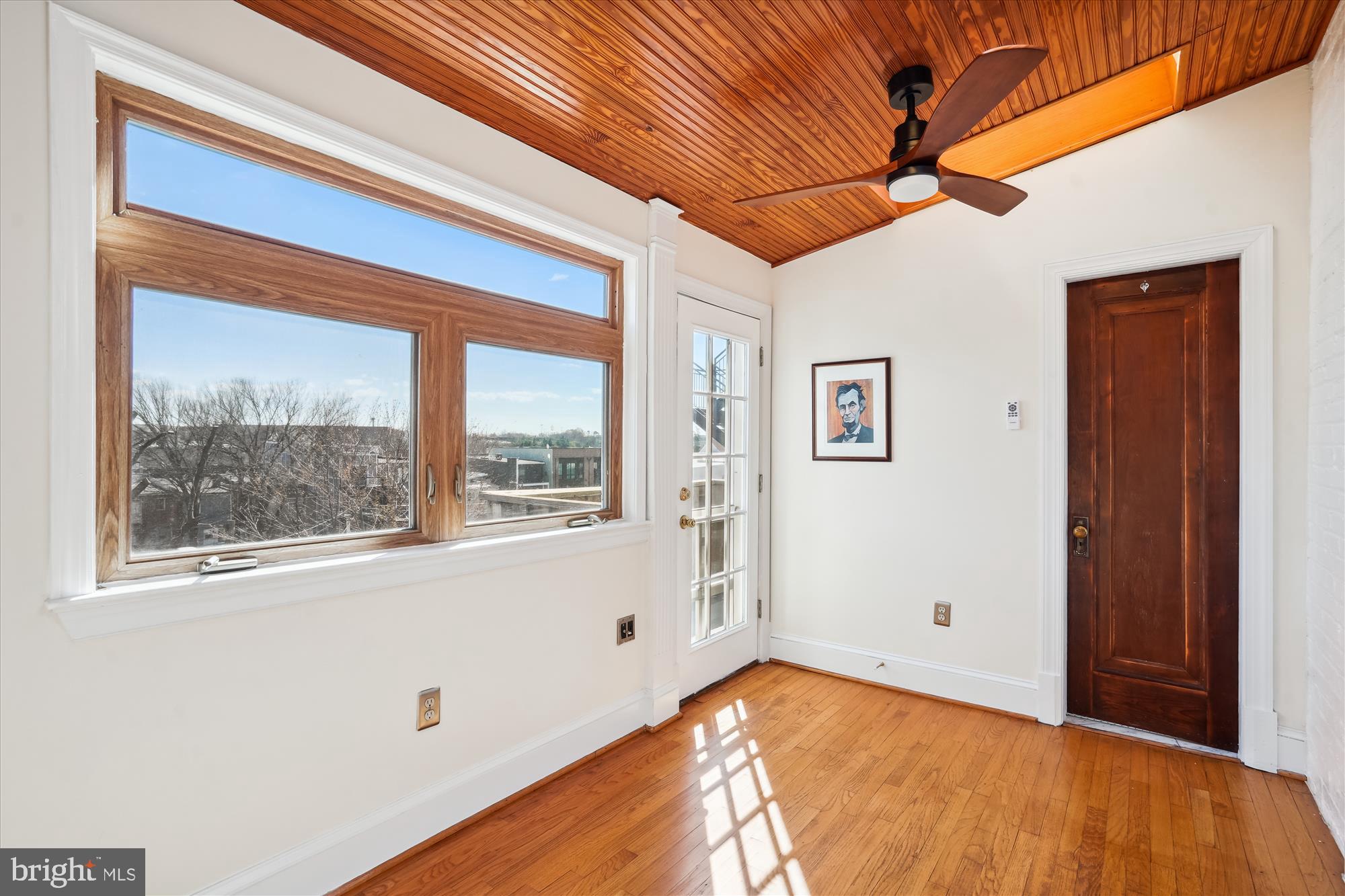 2125 3rd Street Northeast Washington, DC 20002 - Photo 37 of 64 Sitting Room
