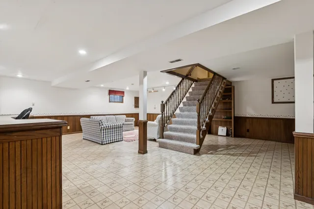 $374,900 | 16213 84th Avenue, Tinley Park, IL 60477