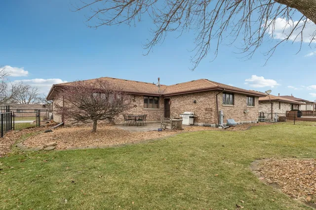 $374,900 | 16213 84th Avenue, Tinley Park, IL 60477