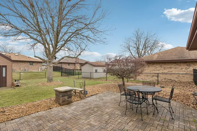 $374,900 | 16213 84th Avenue, Tinley Park, IL 60477