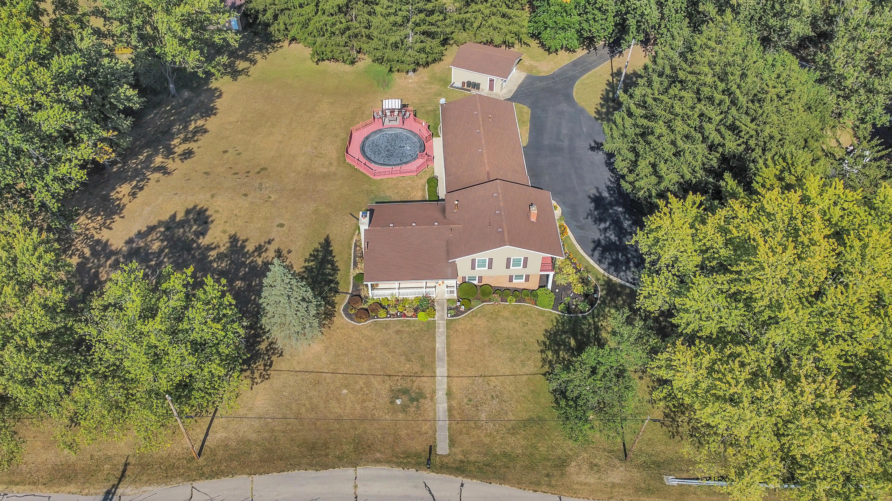 1480 Shrine Road Springfield, OH 45504 - Photo 34 of 35