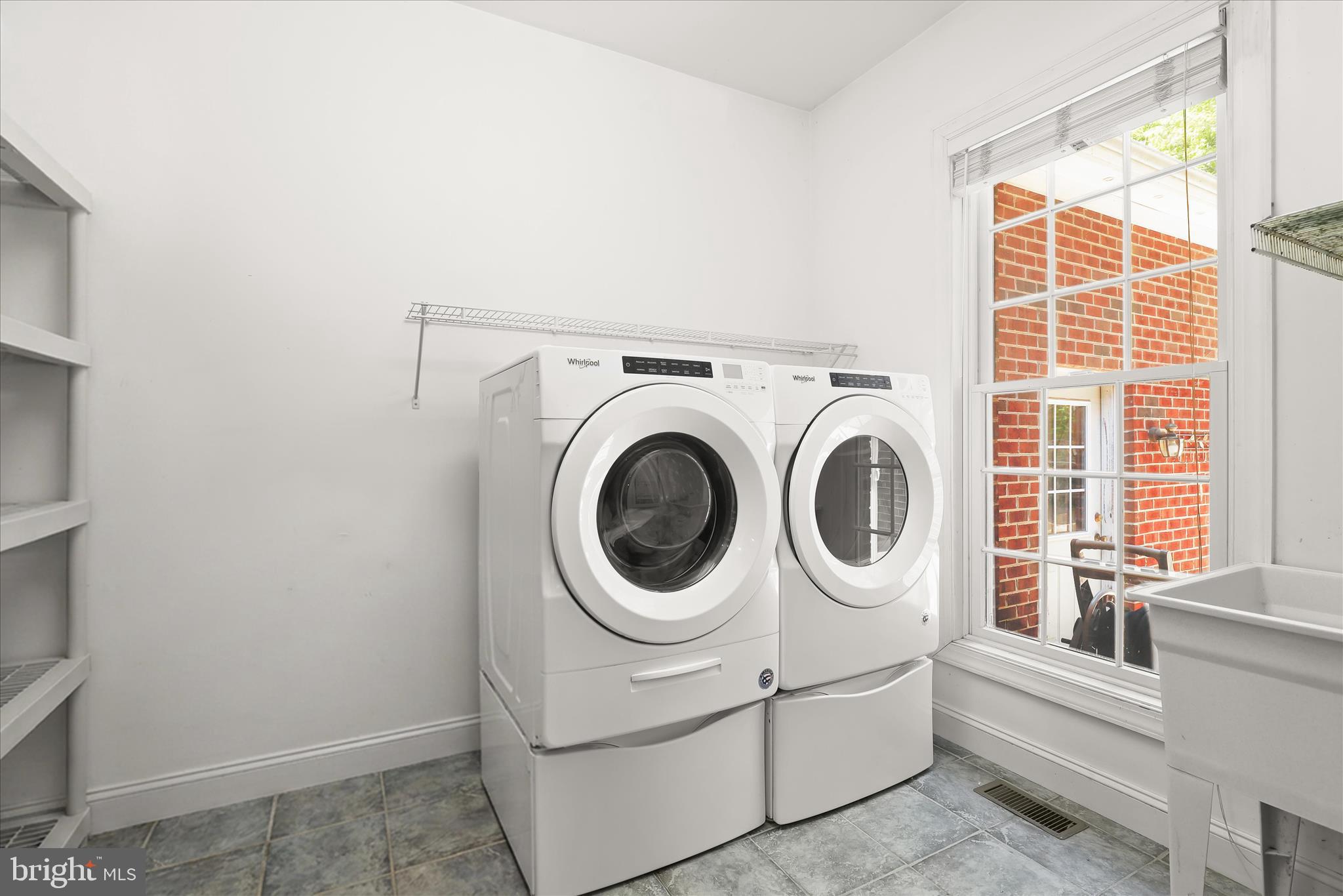 5530 Jim Pickett Road Sykesville, MD 21784 - Photo 28 of 76 Entry level laundry room