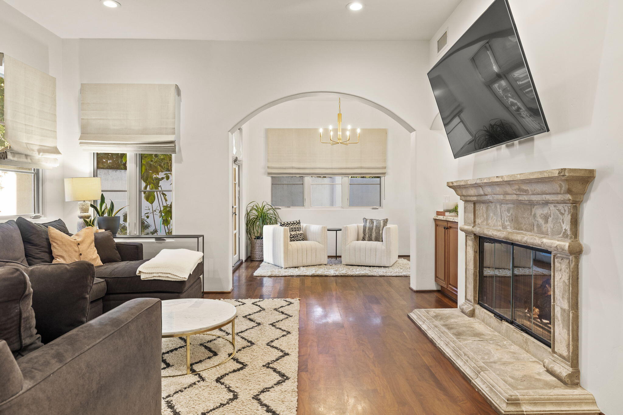 4384 Modoc Road Santa Barbara, CA 93110 - Photo 13 of 75 13-web-or-mls-UpmarketMedia_4384Mod-39