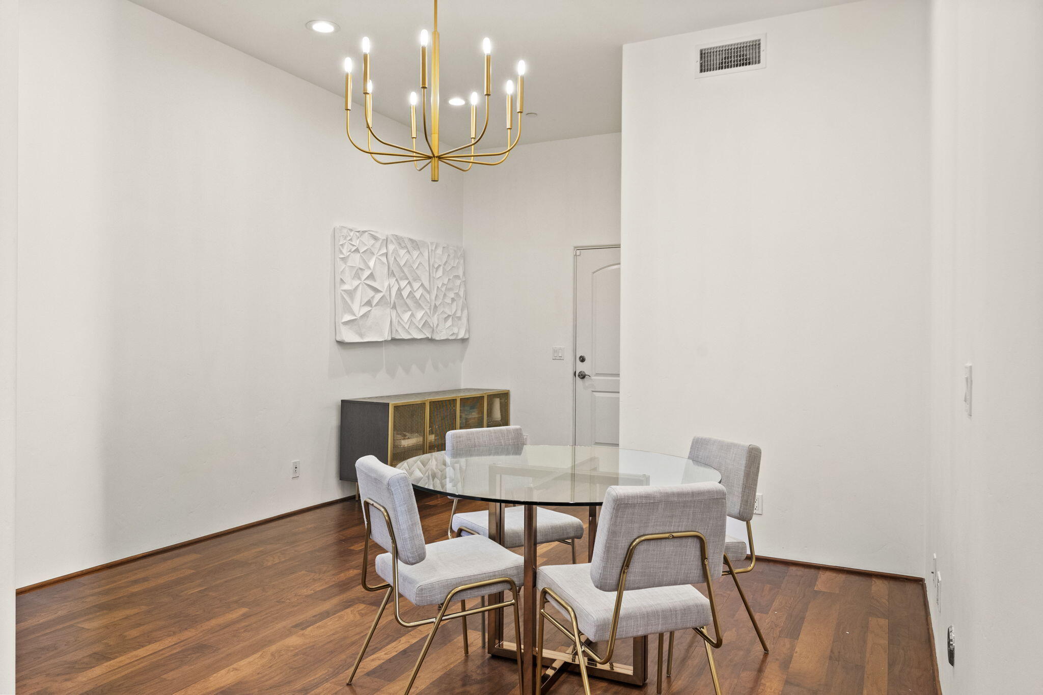 4384 Modoc Road Santa Barbara, CA 93110 - Photo 28 of 75 28-web-or-mls-UpmarketMedia_4384Mod-84