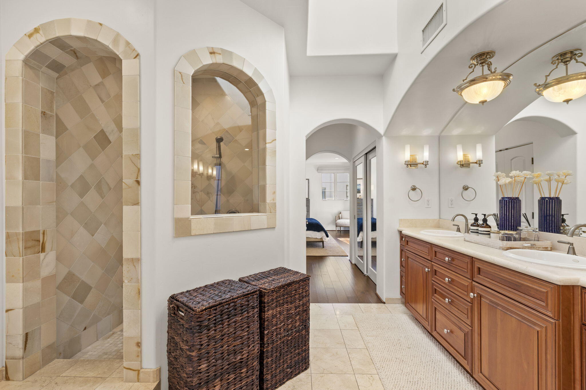 4384 Modoc Road Santa Barbara, CA 93110 - Photo 45 of 75 45-web-or-mls-UpmarketMedia_4384Mod-141