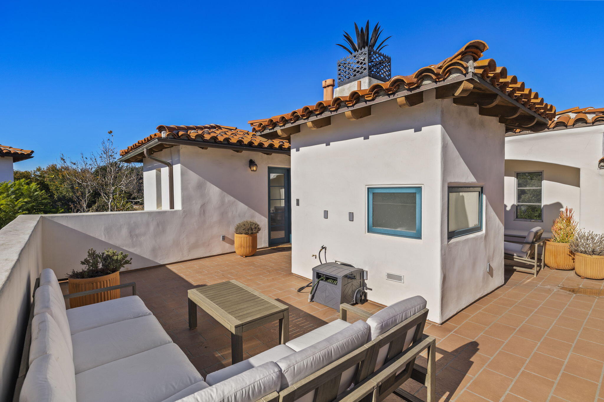 4384 Modoc Road Santa Barbara, CA 93110 - Photo 61 of 75 61-web-or-mls-UpmarketMedia_4384Mod-192