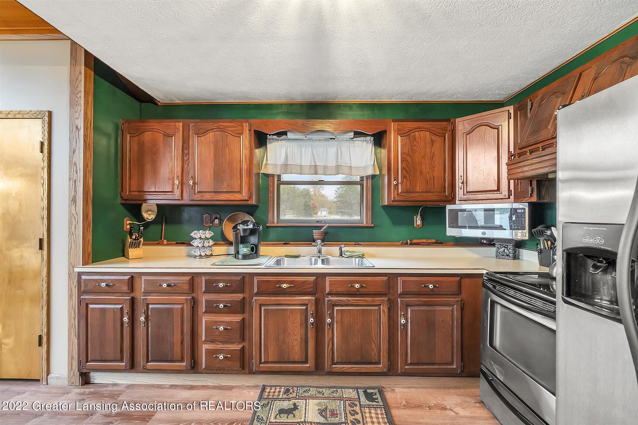 7494 McDonald Road Olivet, MI 49076 - Photo 9 of 44 09-7494-McDonald-Rd-WindowStill-Real-Est