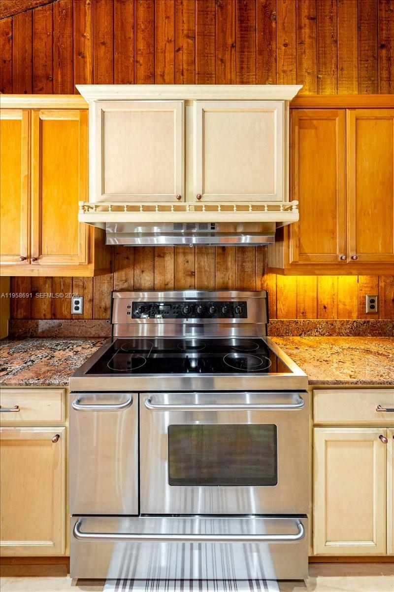 3 Gumbo Limbo Way Sewall's Point, FL 34996 - Photo 26 of 64