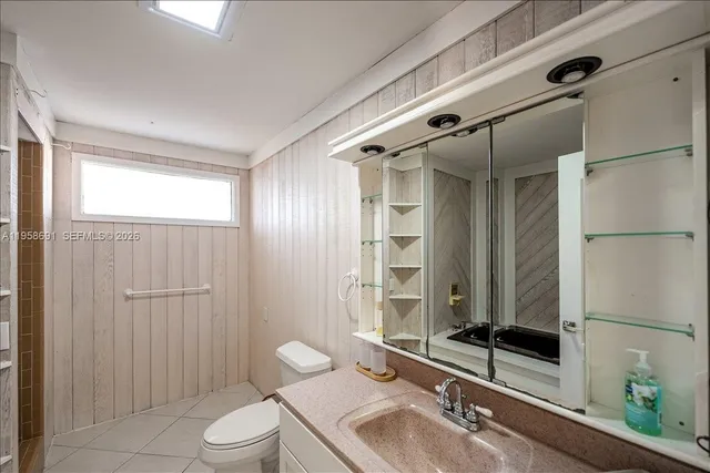 $989,000 | 3 Gumbo Limbo Way, Sewall's Point, FL 34996