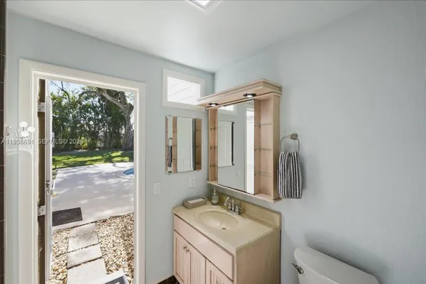 $989,000 | 3 Gumbo Limbo Way, Sewall's Point, FL 34996