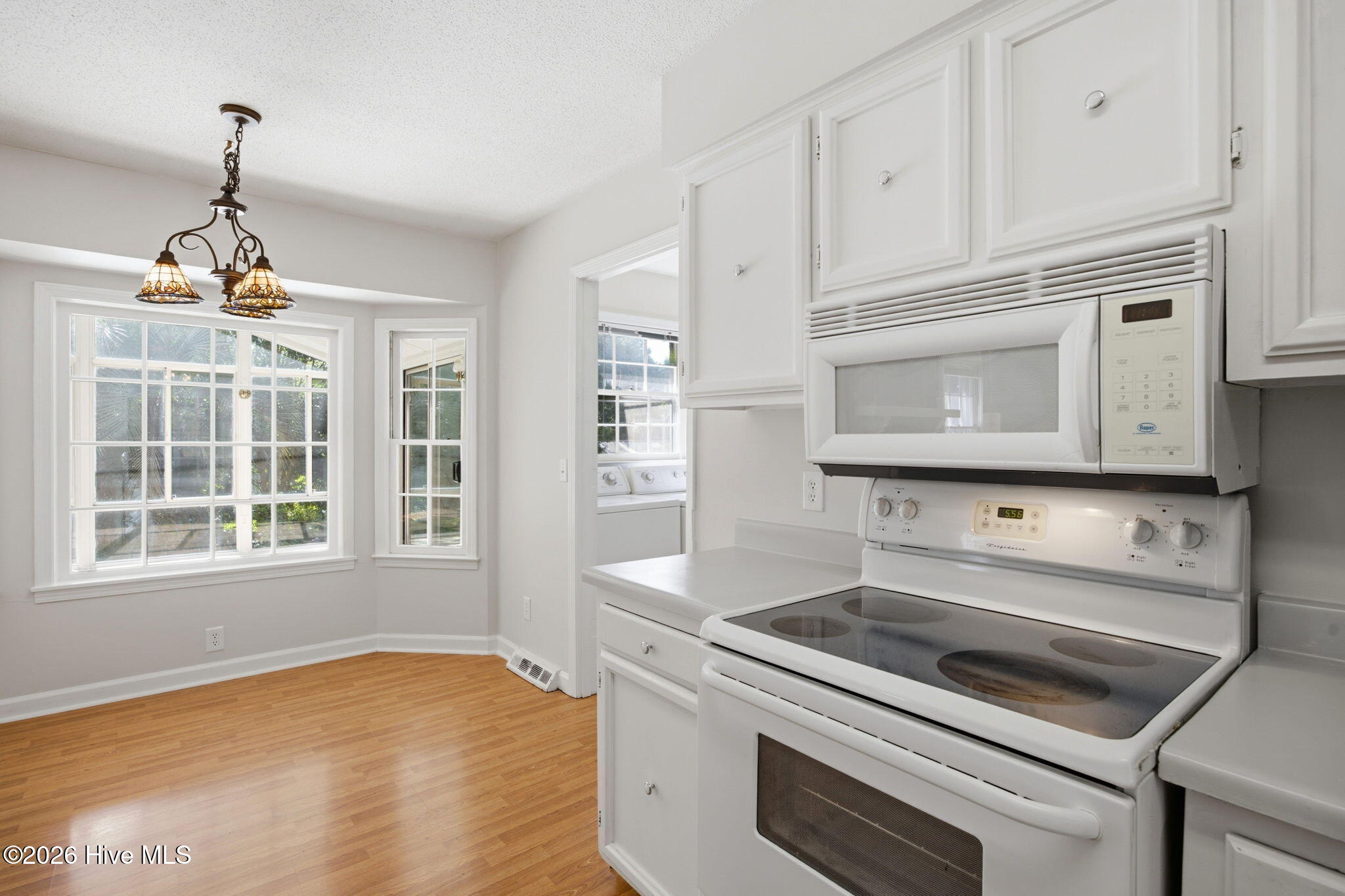 306 West Blackbeard Road Wilmington, NC 28409 - Photo 10 of 53