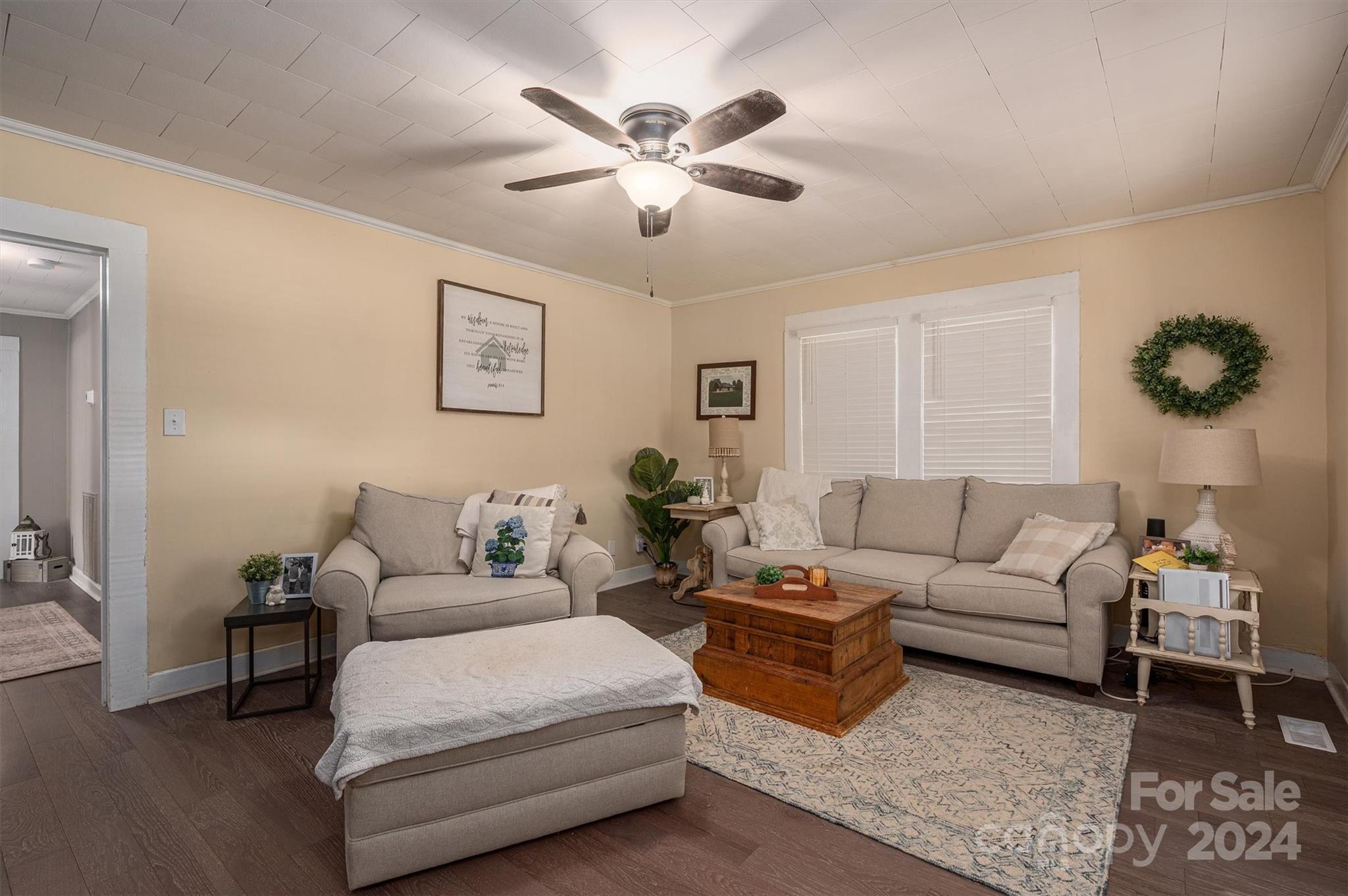 206 6th Street Southwest Conover, NC 28613 - Photo 4 of 25 Gallery Image 4