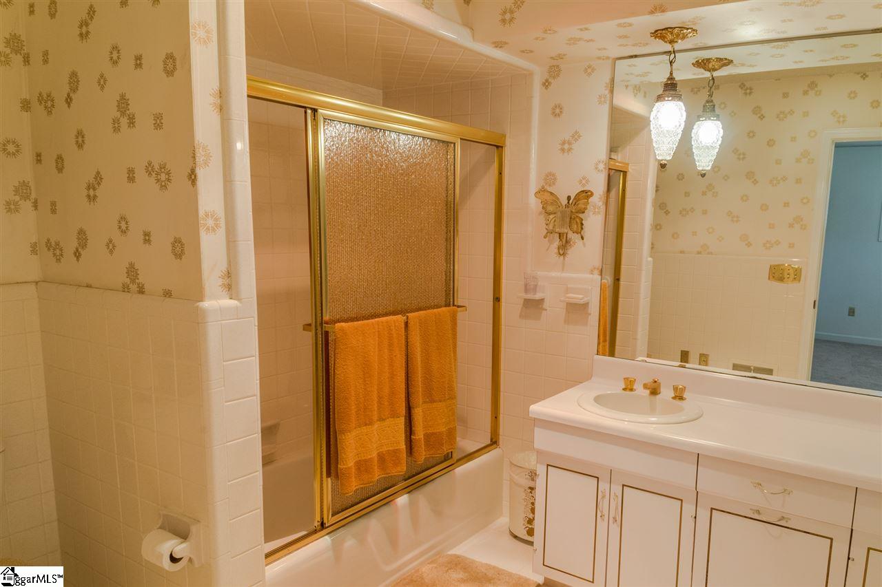 1210 Farrs Bridge Road Greenville, SC 29617 - Photo 32 of 36 Gallery Image 32
