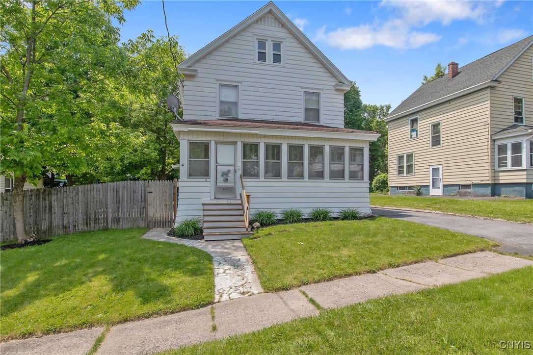 237 Sunstruck Drive Syracuse, NY 13206 - Photo 3 of 39 Front View
