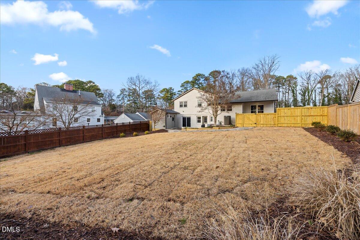 504 Dartmouth Road Raleigh, NC 27609 - Photo 53 of 73 57-2A1A4095