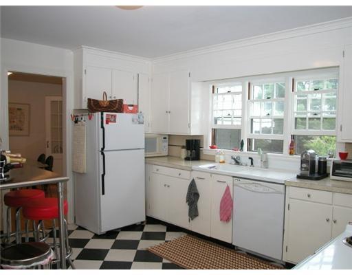 39 Old County Road York, ME 03902 - Photo 9 of 25 Kitchen.