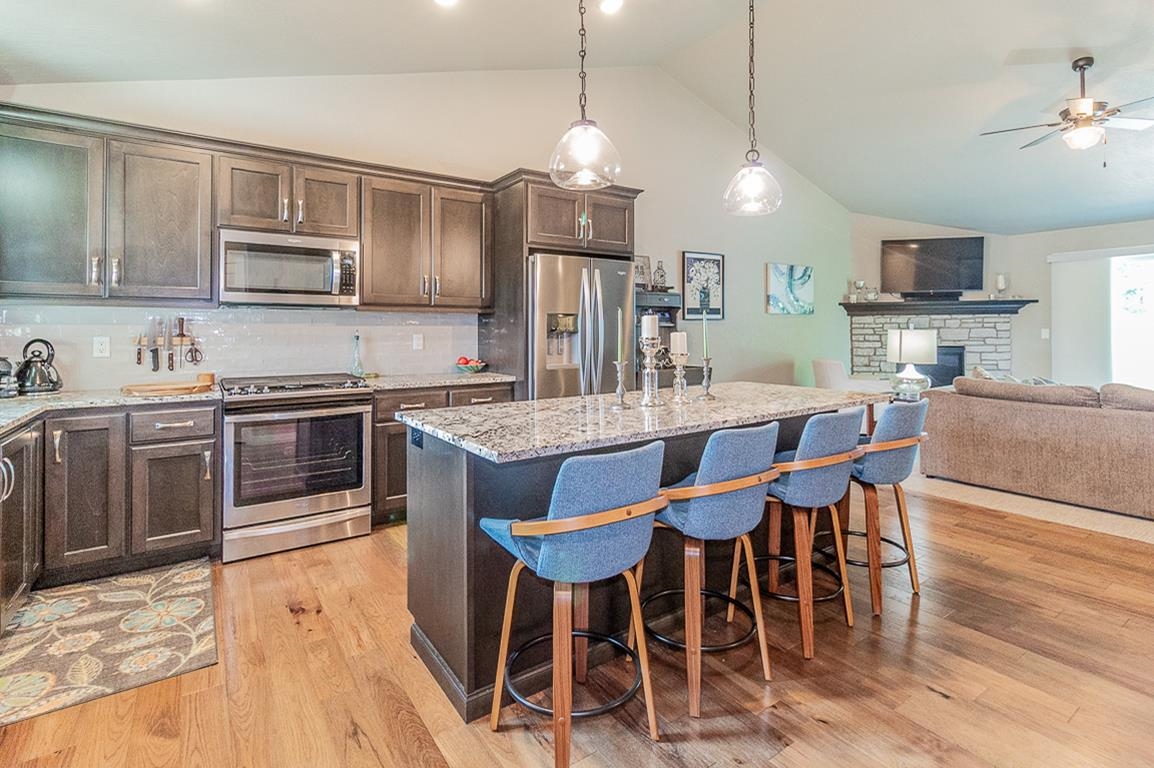 1857 Southbridge Road De Pere, WI 54115 - Photo 10 of 40