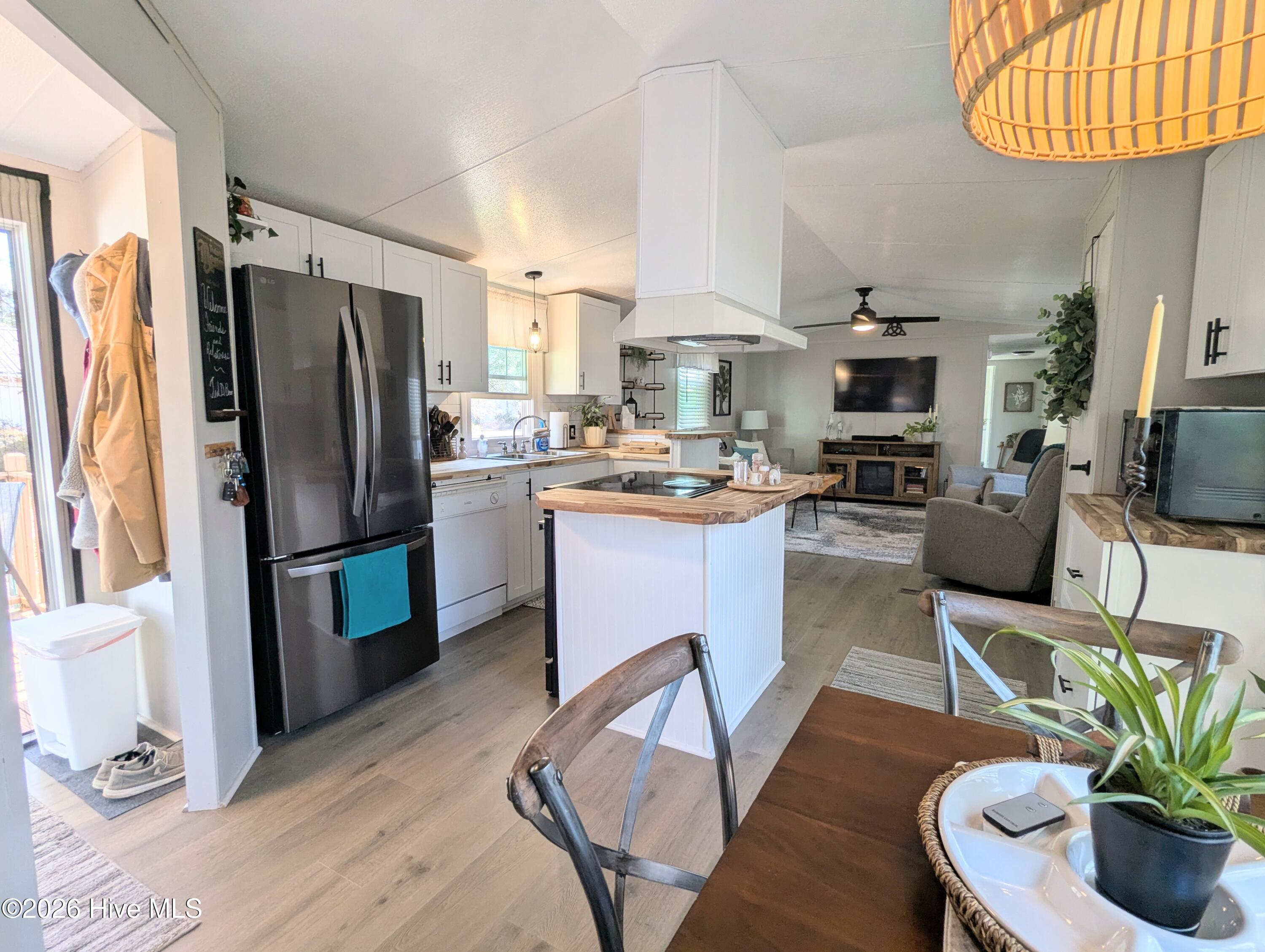 2522 Gator Lane Southwest Supply, NC 28462 - Photo 11 of 45 kitchen